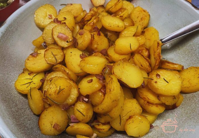 Ofen Bratkartoffeln aus gekochten Kartoffeln